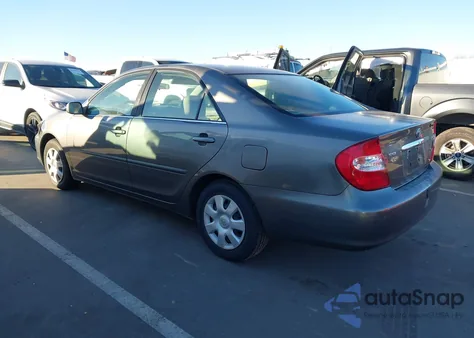 2003 Toyota Camry Le from USA, damaged, VIN 4T1BE32K93U670276